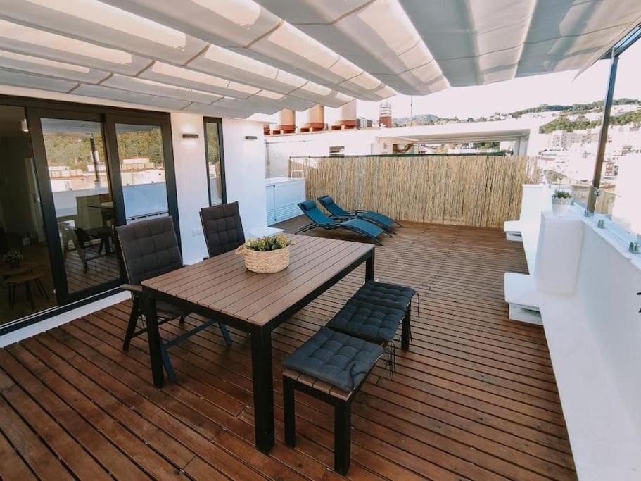 Ferienwohnung Penthouse With Terrace And Views Málaga Exterior foto